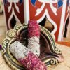 Atadillo De Salvia Blanca y Pétalos de Rosas - Imagen 3