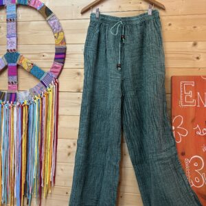 Pantalón Verde Botones
